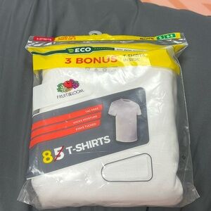 BRAND NEW FRUIT OF THE LOOM WHITE T-SHIRTS!!